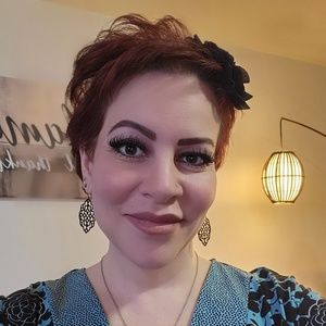 Meet your Posher, Sylvia